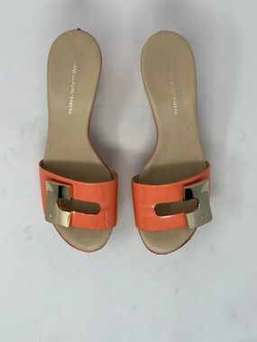 NWT -Diane Von Furstenberg Coral Patent Slide Sandals with Gold Buckles
